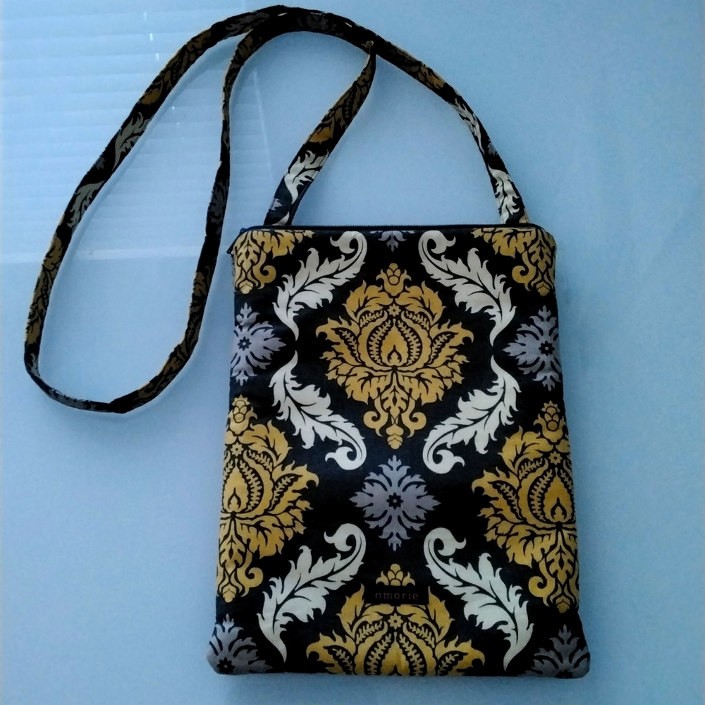 Amarie Cross Body Hipster Purse